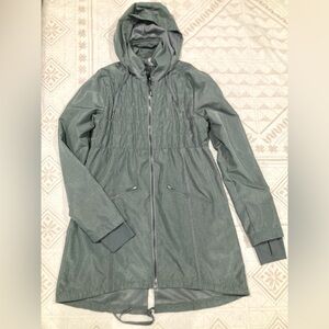 Mondetta Lightweight Jacket Windbreaker With Packable Hood Size Medium